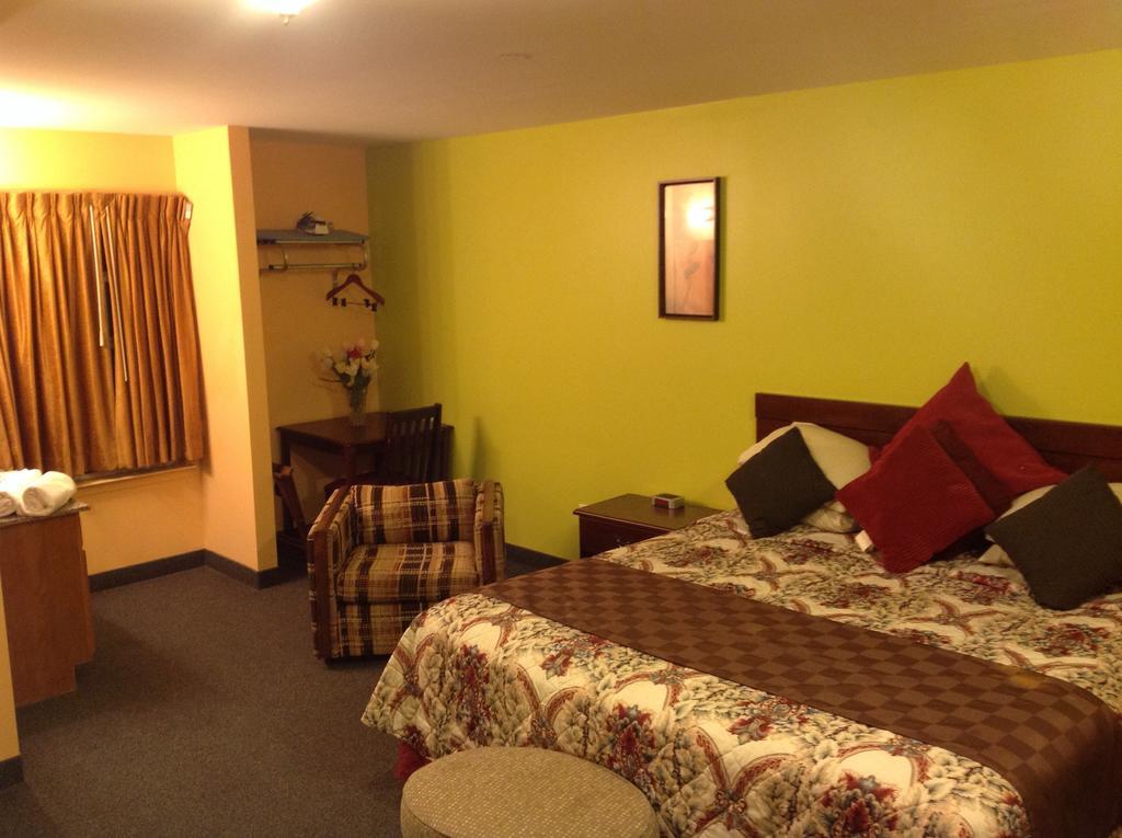 Relax Inn Atlantic City Galloway Room photo